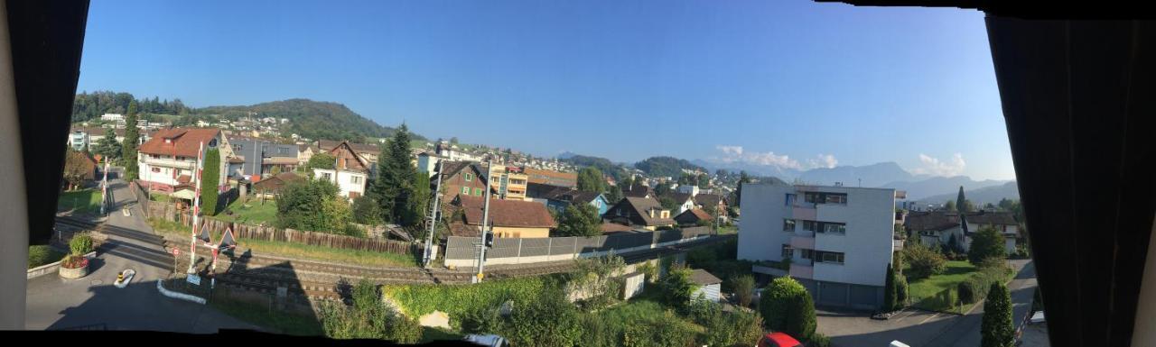 Silvia'S Bed Und Breakfast In Luzern Horw Екстер'єр фото